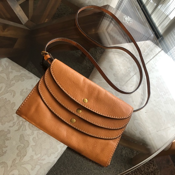 Frye Handbags - Frye Crossbody